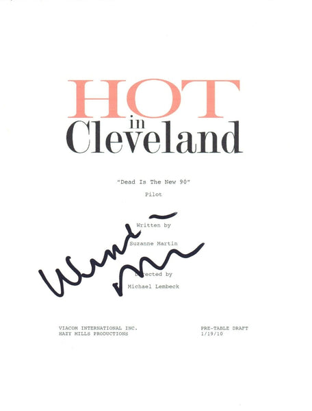 Wendie Malick Hot In Cleveland Signed Autograph Pilot Script Full Screenplay COA