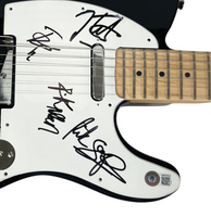 Def Leppard Band Signed Autograph Electric Guitar Joe Elliott x4 Beckett COA