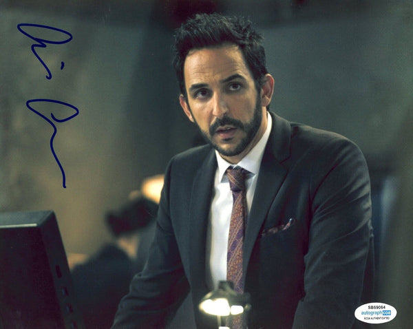 Amir Arison Signed THE BLACKLIST Autograph 8x10 Photo Aram Mojtabai ACOA COA