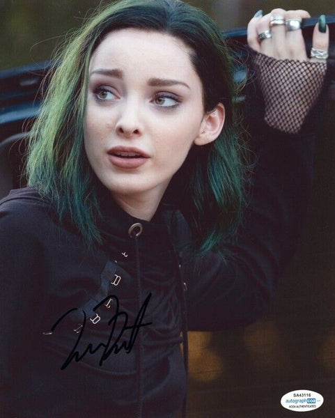 Emma Dumont Signed Autograph 8x10 Photo Marvel's THE GIFTED Polaris Actress ACOA