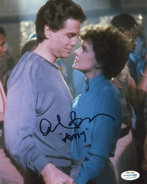 Amanda Bearse Signed FRIGHT NIGHT 8x10 Photo Autograph Horror Actress ACOA COA