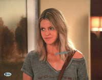 Kaitlin Olson Signed 11x14 Photo It's Always Sunny in Philadelphia Autograph BAS