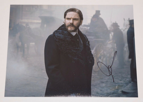 Daniel Bruhl Signed Autographed 11x14 Photo RUSH THE ALIENIST COA