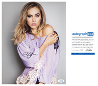 Suki Waterhouse Signed 11x14 Photo Pride and Prejudice and Zombies ACOA COA
