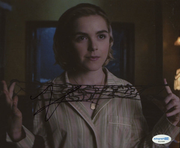 Kiernan Shipka Signed Autograph 8x10 Photo Chilling Adventures of Sabrina ACOA