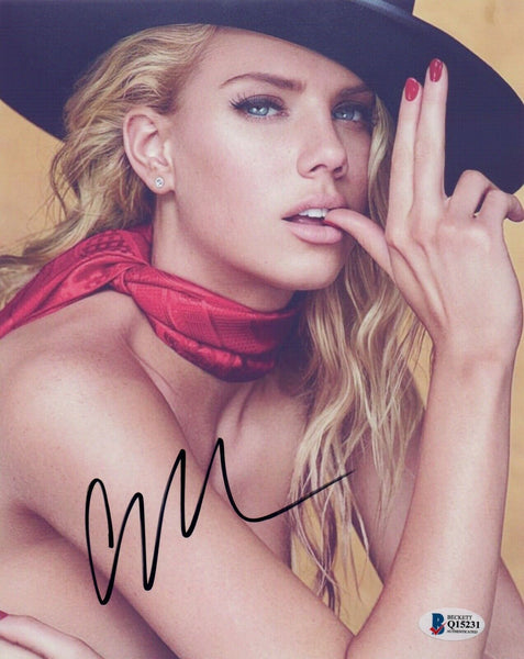 Charlotte McKinney Signed Autographed 8x10 Photo Hot Sexy Model Beckett BAS COA