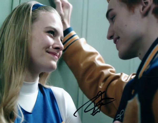 Tiera Skovbye Signed Autographed 8x10 Photo RIVERDALE Summer of 84 Actress COA