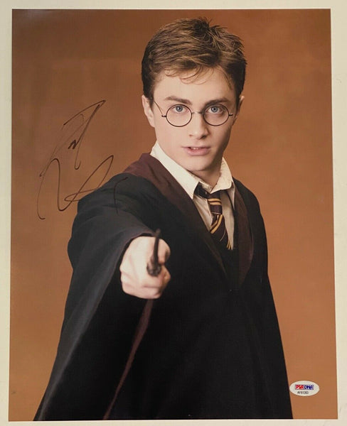 Daniel Radcliffe Signed Autographed 11x14 Photo Harry Potter PSA/DNA COA