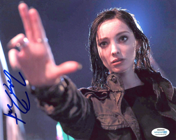 Emma Dumont Signed Autograph 8x10 Photo The Gifted Polaris Actress ACOA COA