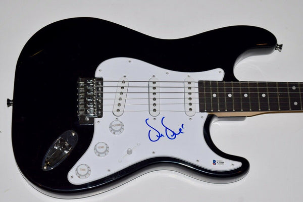 Dr. Dre Signed Autographed Electric Guitar N.W.A. The Chronic BAS Beckett COA