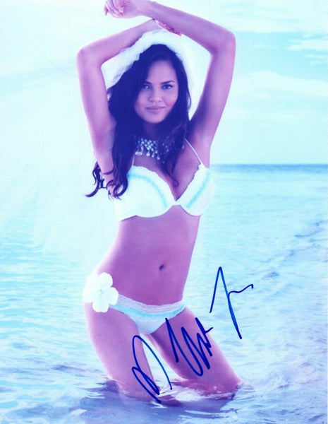 Chrissy Teigen Signed Autographed 8x10 Photo Hot Sexy SI Swimsuit Model COA VD