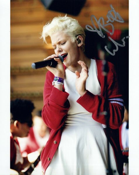 Betty Who Signed Autographed 8x10 Photo COA VD