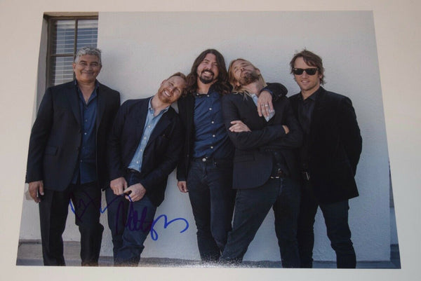 Pat Smear & Nate Mendel Signed Autographed 11x14 Photo FOO FIGHTERS COA