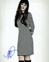 Kaitlin Dever Signed Autographed 8x10 Photo LAST MAN STANDING Actress COA