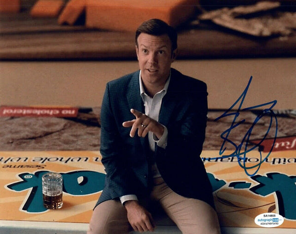 Jason Sudeikis Signed Autographed 8x10 Photo Horrible Bosses SNL Actor ACOA COA