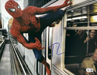 Tobey Maguire Signed 11x14 Photo Spider-Man Autograph Peter Parker Beckett COA