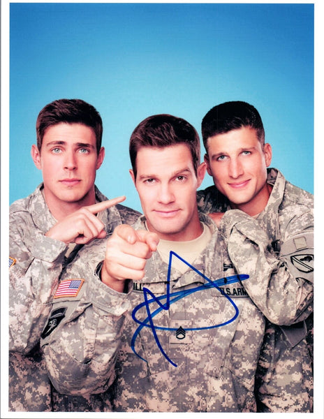 Geoff Stults Signed Autographed 8x10 Photo Grace and Frankie Enlisted COA VD
