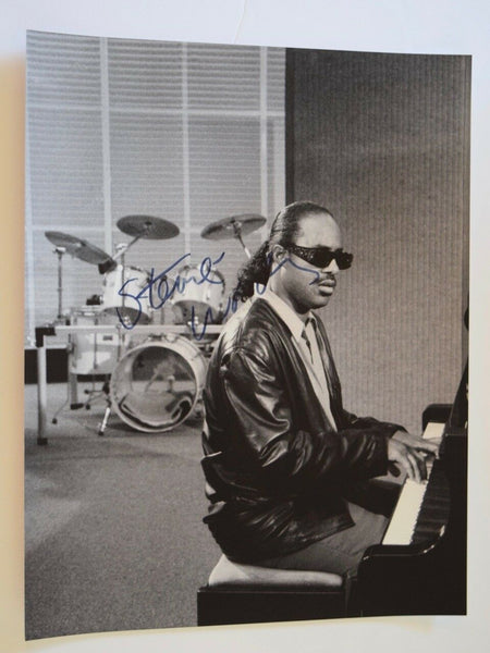 Stevie Wonder Signed Autographed 11x14 Photo COA VD