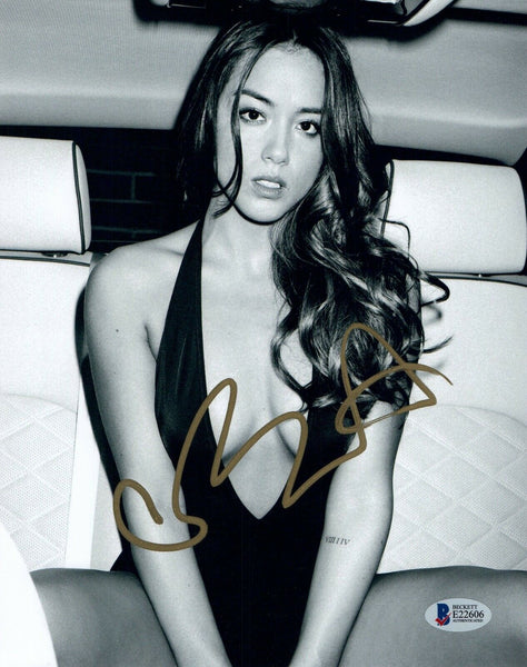 Chloe Bennet Signed Autograph 8x10 Photo AGENTS OF SHIELD Actress Beckett COA