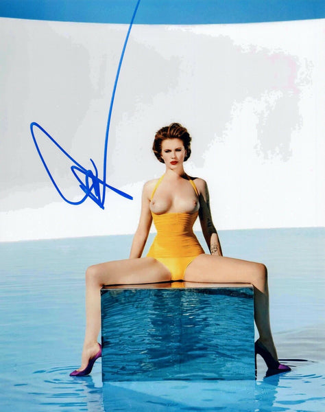 Ireland Baldwin Signed Autograph 8x10 Photo Sexy Model Nude Topless Pose COA