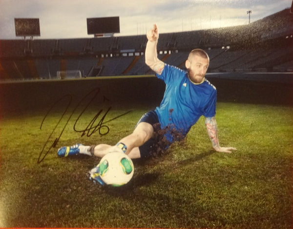 DANIELE DE ROSSI SIGNED AUTOGRAPHED 11x14 PHOTO ITALY ITALIA AS ROMA PROOF