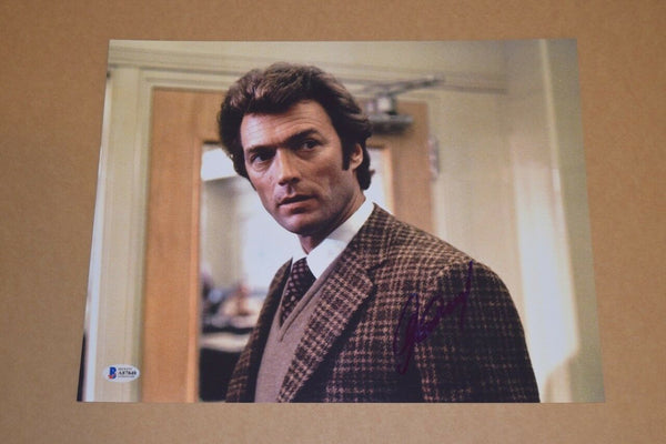 Clint Eastwood Signed Autographed 11x14 Photo DIRTY HARRY Beckett BAS COA