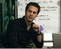 Thomas Sadoski Signed Autographed 8x10 Photo The Newsroom COA VD