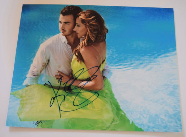 Kevin Jonas Signed Autographed 11x14 Photo The Jonas Brothers COA VD