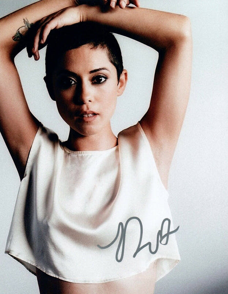 Rosa Salazar Signed Autographed 8x10 Photo Sexy Actress ALITA BATTLE ANGEL COA