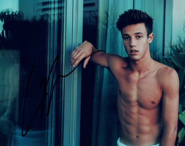 Cameron Dallas Signed Autographed 8x10 Photo Hot Shirtless Actor Model COA