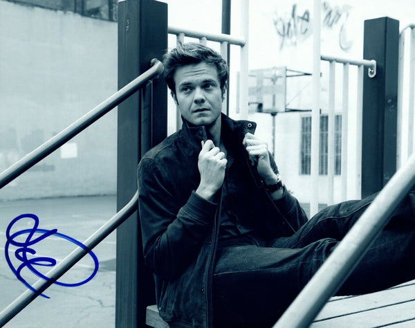 Jack Quaid Signed Autographed 8x10 Photo HUNGER GAMES Actor COA AB