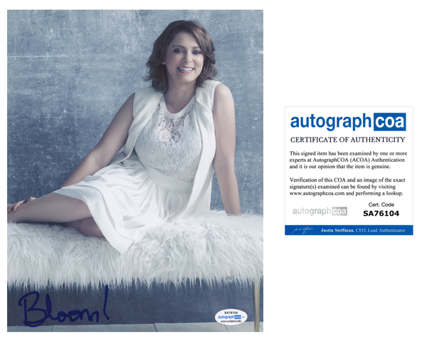 Rachel Bloom Signed Autographed 8x10 Photo Crazy Ex-Girlfriend Actress ACOA COA