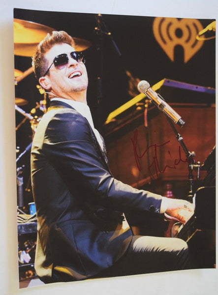 ROBIN THICKE Signed Autographed 11x14 Photo Blurred Lines Singer COA VD