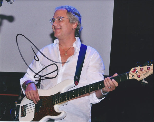 HUGH MCDONALD BASSIST BON JOVI SIGNED AUTOGRAPHED 8X10 PHOTO