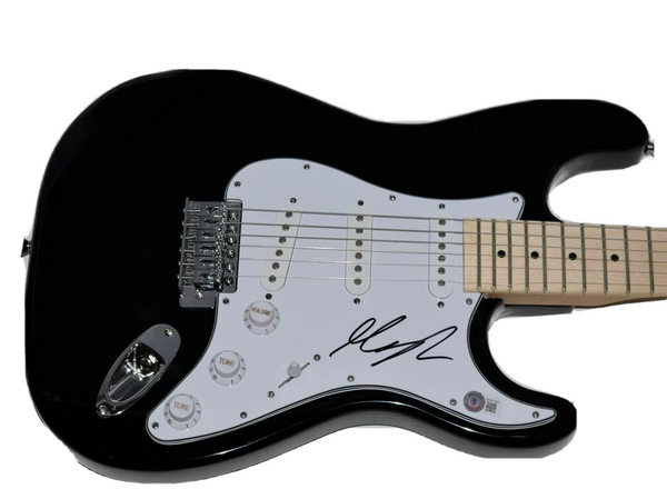 Victoria De Angelis Signed Autographed Electric Guitar Maneskin Beckett BAS COA