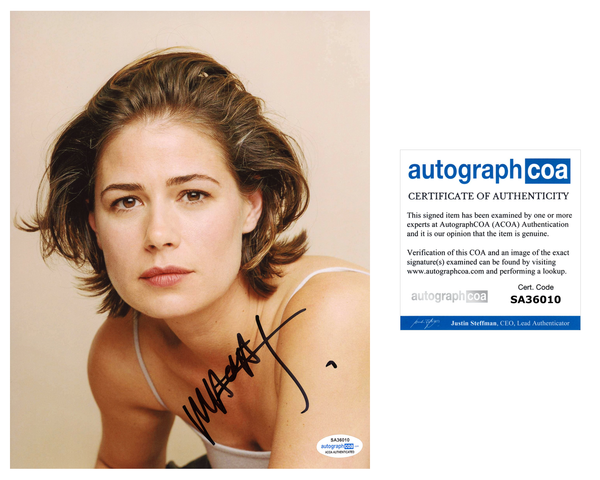 Maura Tierney Signed Autographed 8x10 Photo ER Liar Liar The Affair Actress ACOA