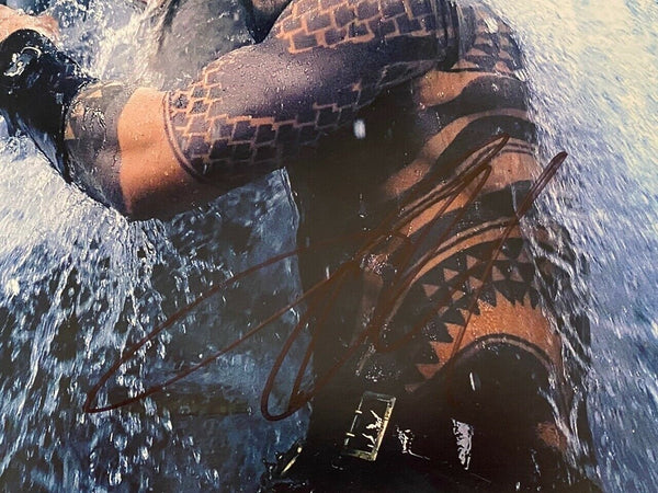 Jason Momoa Signed Autographed 11x14 Photo AQUAMAN Beckett BAS COA