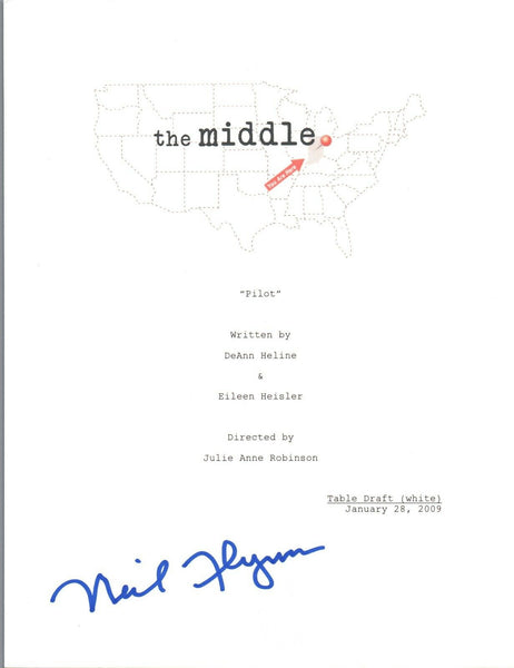 Neil Flynn Signed Autographed THE MIDDLE Pilot Episode Script COA