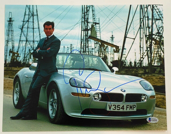 Pierce Brosnan Signed Autographed 11x14 Photo James Bond 007 Beckett COA