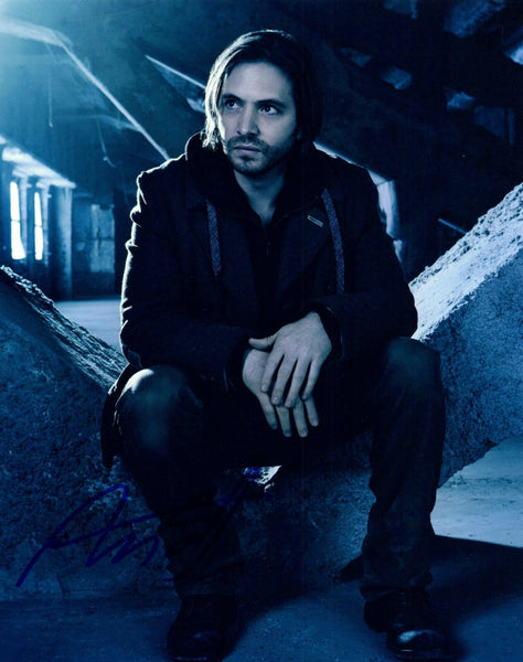 Aaron Stanford Signed Autographed 8x10 Photo 12 MONKEYS Actor COA