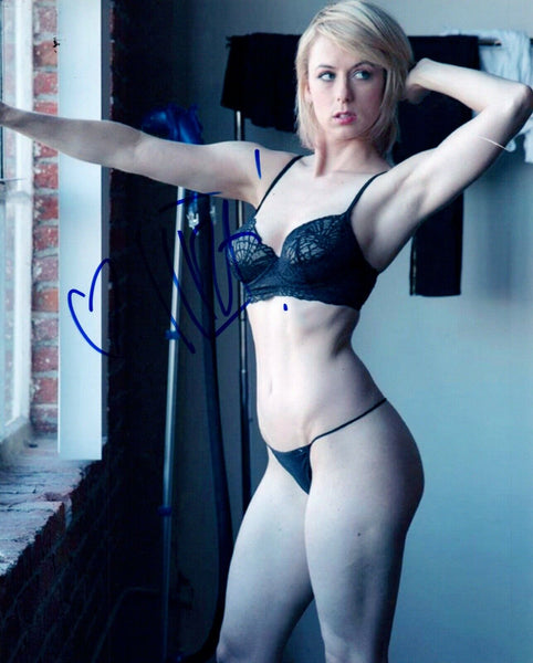 Iliza Shlesinger Signed Autographed 8x10 Photo Comedian COA