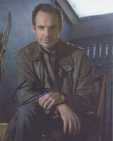 Paul Blackthorne Signed Autographed 8x10 Photo Arrow Lipstick Jungle COA VD