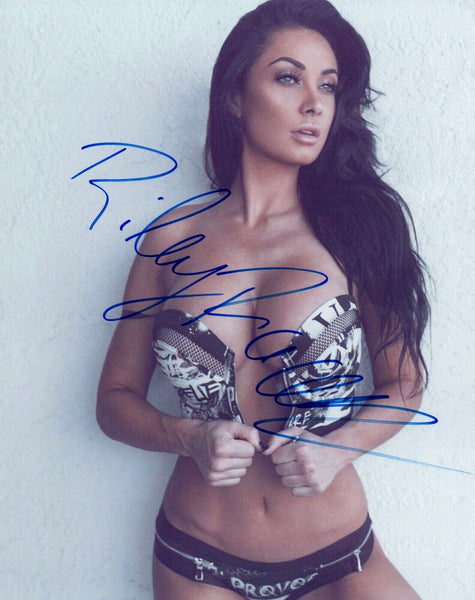 Riley Ryen Signed Autographed 8x10 Photo Model COA
