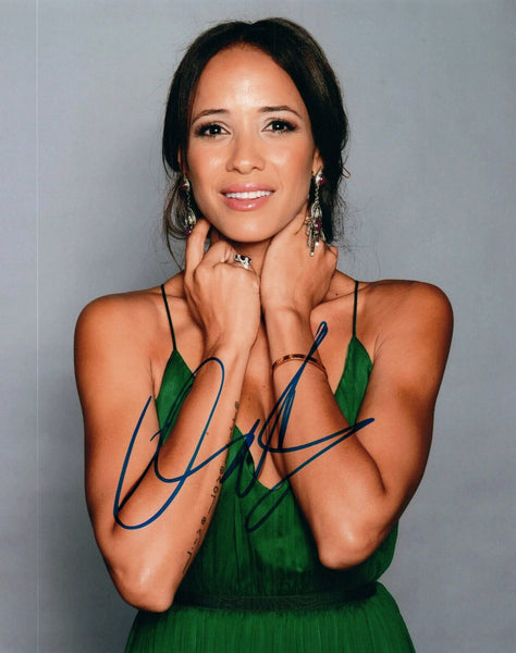 Dania Ramirez Signed Autographed 8x10 Photo Devious Maids Maxim Model Hot COA VD