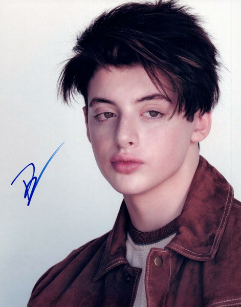 Thomas Barbusca Signed Autographed 8x10 Photo THE MICK Child Actor COA