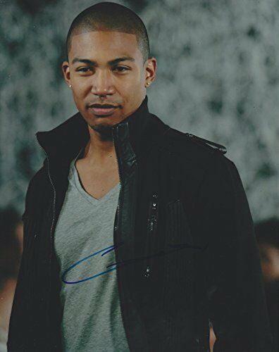 Charles Michael Davis Signed Autographed 8x10 Photo The Originals COA VD