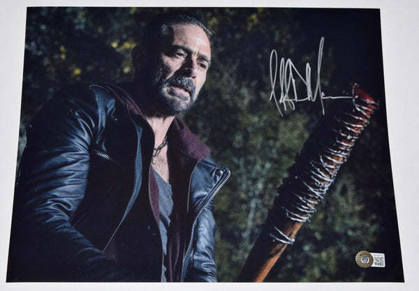Jeffrey Dean Morgan Signed 11x14 Photo The Walking Dead Negan Beckett BAS COA