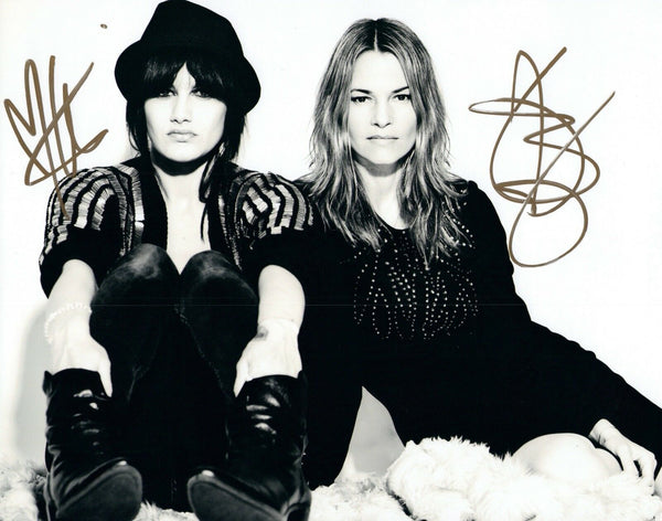 Uh Huh Her Signed Autographed 8x10 Photo Leisha Hailey & Camila Grey COA VD