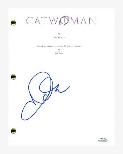 Halle Berry Signed Autographed Catwoman Movie Script Screenplay ACOA COA