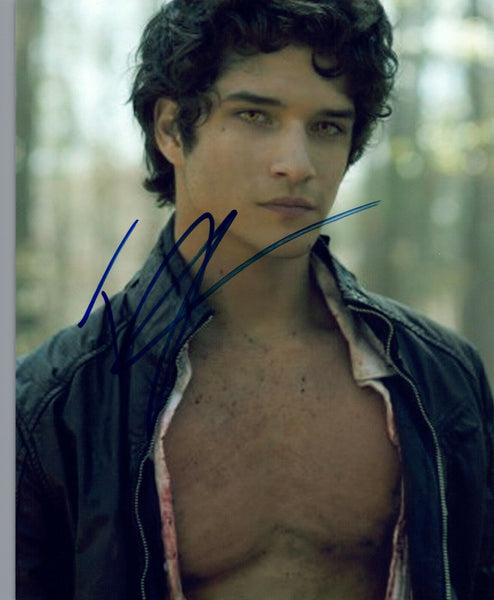 Tyler Posey Signed Autographed 8x10 Photo TEEN WOLF Actor Shirtless Po ...